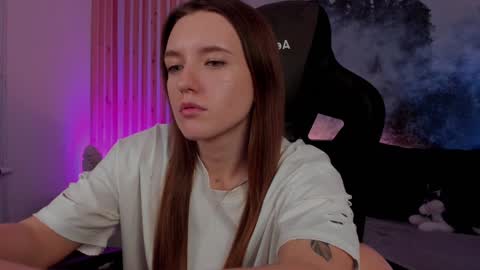 Snapshot of jennydens chatting on December 2024 11:33:01 AM Jenny NO Nude online show from December 2024 11:33:01 AM