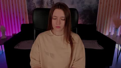 Snapshot of jennydens chatting on March 2025 08:13:01 AM Jenny NO Nude online show from March 2025 08:13:01 AM