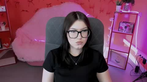 Snapshot of jennygibson chatting on May 2026 05:16:01 AM JENNY online show from May 2026 05:16:01 AM