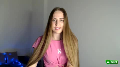 The Flower Power Models online show from November 2025 01:22:01 PM