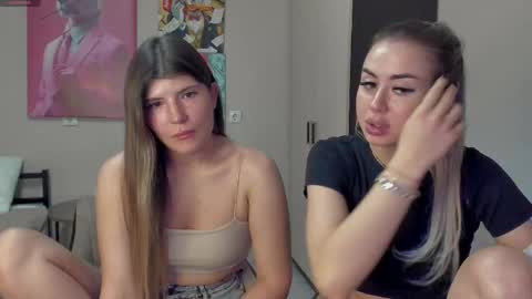 Snapshot of jeremayalove chatting on February 2025 09:27:02 PM Hi hi We are Jessie and Betti online show from February 2025 09:27:02 PM