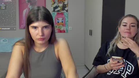 Snapshot of jeremayalove chatting on March 2025 04:44:01 PM Hi hi We are Jessie and Betti online show from March 2025 04:44:01 PM