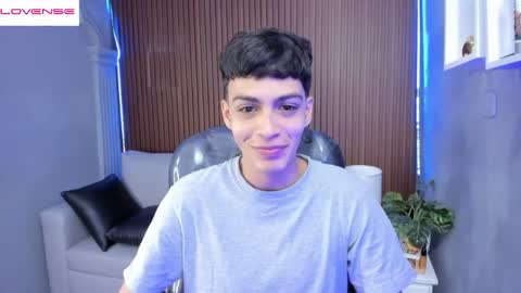  JEREMIAS  online show from April 2026 01:41:02 PM