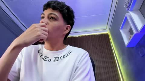 Snapshot of jeremias_1 chatting on April 2026 05:30:01 PM JEREMIAS online show from April 2026 05:30:01 PM