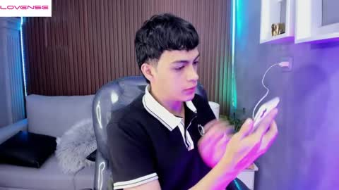 Snapshot of jeremias_1 chatting on May 2026 12:02:01 PM JEREMIAS online show from May 2026 12:02:01 PM