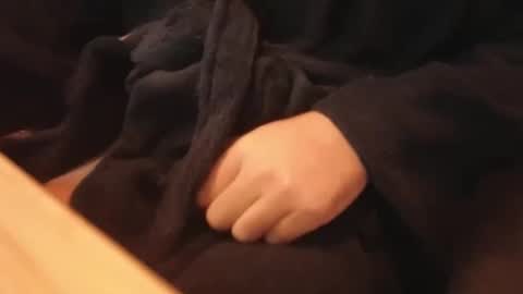 Machine  Sperme  online show from November 2025 08:51:01 PM