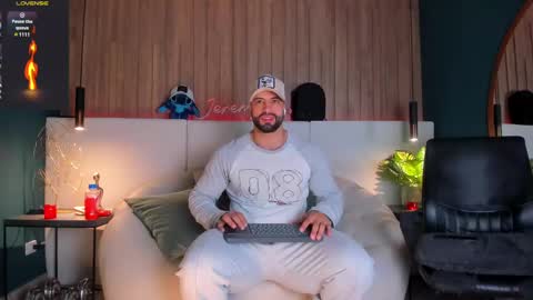 Jeremy online show from February 2025 09:54:01 PM