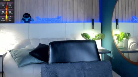 Jeremy online show from November 2025 09:58:01 PM