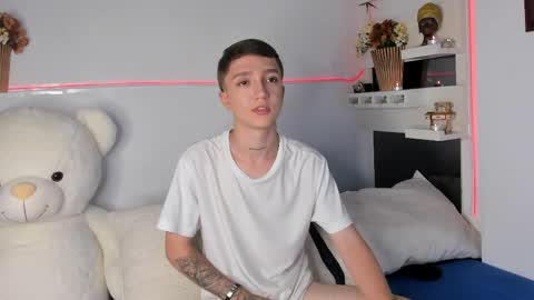 jero independent model online show from April 2026 02:34:01 AM