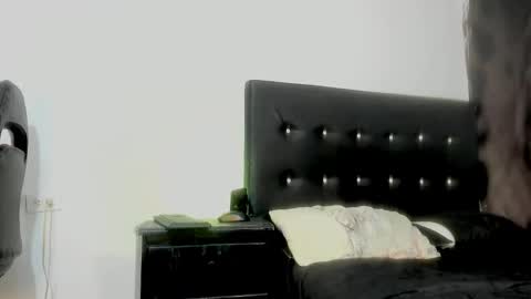 Jeronimo online show from February 2026 07:04:01 PM