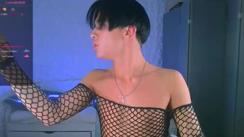 Jerrybomb online show from November 2025 04:06:02 AM