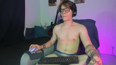 Angelo online show from September 2025 11:38:02 PM