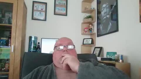 Snapshot of jerseyhammer01 chatting on May 2026 10:10:01 AM Harry online show from May 2026 10:10:01 AM