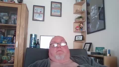 Snapshot of jerseyhammer01 chatting on May 2026 08:11:01 AM Harry online show from May 2026 08:11:01 AM