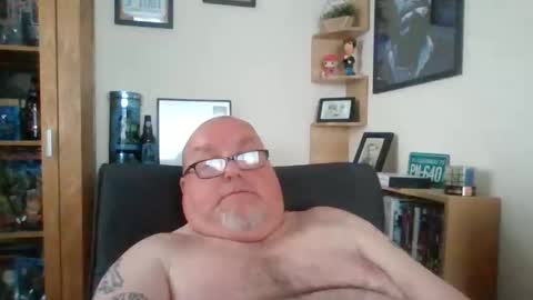 Snapshot of jerseyhammer01 chatting on May 2026 06:12:02 PM Harry online show from May 2026 06:12:02 PM