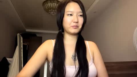 Snapshot of jesicalozaya chatting on July 2026 07:39:01 PM Emi online show from July 2026 07:39:01 PM
