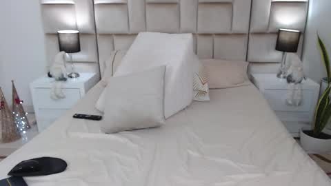 Snapshot of jesicataylorx chatting on November 2025 03:03:02 PM JESICA online show from November 2025 03:03:02 PM