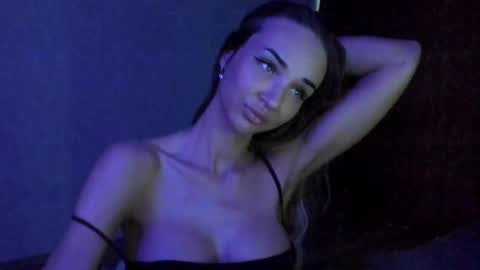 jess1ca_rabb1t online show from February 2025 05:31:01 AM