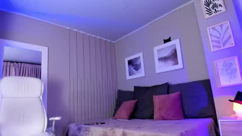 Jessie online show from December 2025 09:32:02 PM