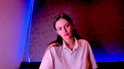 Jess online show from November 2025 11:36:02 AM