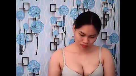 Snapshot of jessa_21 chatting on February 2026 01:43:02 AM jessa_21 online show from February 2026 01:43:02 AM