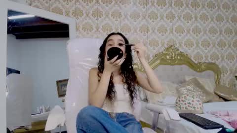 jessb_ online show from September 2025 06:18:02 PM