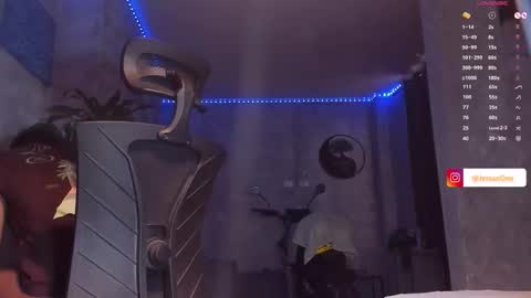 Jesus  IG JessusOne online show from October 2025 09:23:01 PM