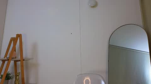 bella  adams online show from April 2026 10:07:02 AM