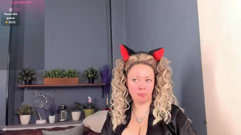 Jessica online show from March 2026 12:53:01 PM