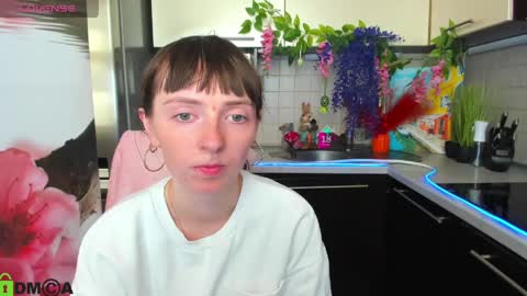 jessicaforris online show from April 2026 07:14:01 AM