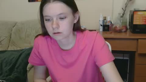Snapshot of jessicaholland1 chatting on May 2026 06:26:02 PM jessicaholland1 online show from May 2026 06:26:02 PM