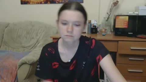 Snapshot of jessicaholland1 chatting on May 2026 07:10:02 PM jessicaholland1 online show from May 2026 07:10:02 PM