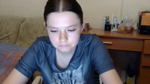 Snapshot of jessicaholland1 chatting on June 2026 05:45:01 PM jessicaholland1 online show from June 2026 05:45:01 PM