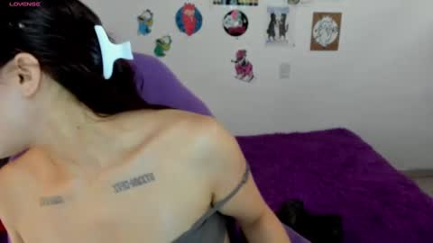 Snapshot of jessicarobbit chatting on December 2024 09:37:01 PM jessicarobbit online show from December 2024 09:37:01 PM