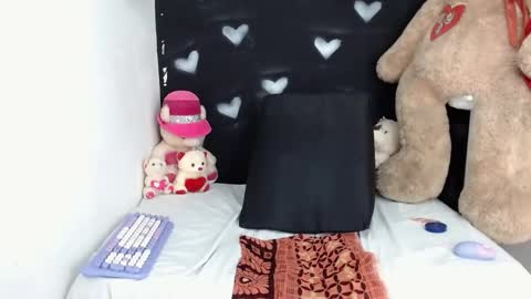 Jessie Big Boobs online show from December 2025 12:14:01 PM