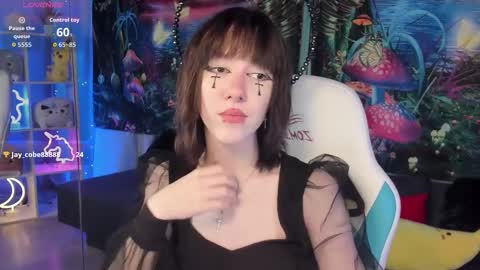 jessiefrost online show from October 2025 03:57:02 PM