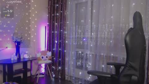 Jess online show from January 2025 12:33:01 AM