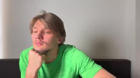 JessieRise online show from February 2026 10:47:01 AM