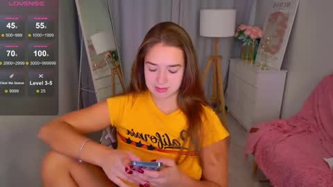 Snapshot of jessiestarz chatting on May 2026 02:24:02 PM Jessi online show from May 2026 02:24:02 PM