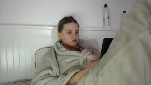 jessieryan online show from October 2025 04:35:02 AM