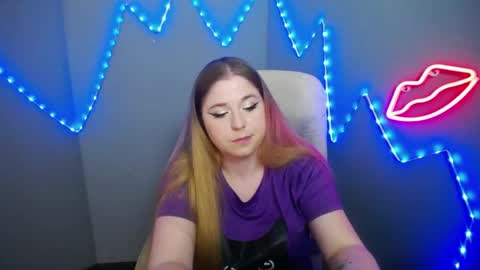 Jess online show from April 2026 07:35:01 AM