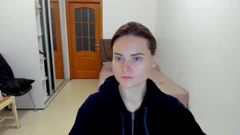 Polina online show from November 2025 10:51:02 AM