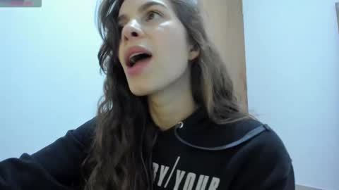 Snapshot of jessye_golden chatting on November 2025 06:46:02 PM jessye_golden online show from November 2025 06:46:02 PM