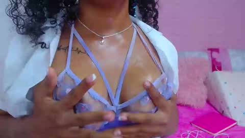 Snapshot of jessyzoe chatting on February 2025 08:20:02 PM Jessy online show from February 2025 08:20:02 PM