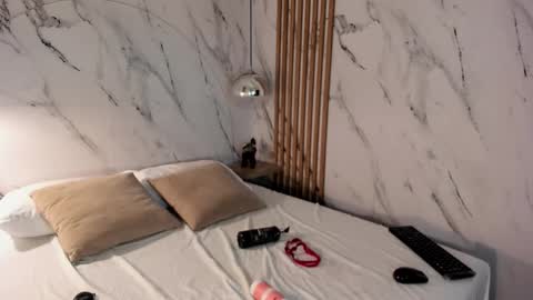 Jessica online show from November 2025 04:03:01 PM