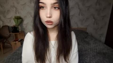 I am Gina ntmu Lets hit 10 Thumbs Up together online show from March 2026 03:05:01 PM