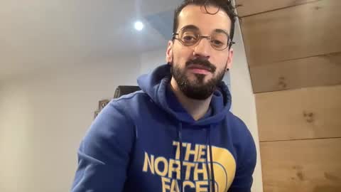 Snapshot of jeunemek00779042 chatting on January 2025 01:36:01 PM JEUNEMEK007 online show from January 2025 01:36:01 PM