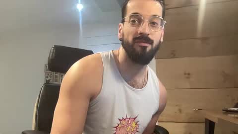 Snapshot of jeunemek00779042 chatting on January 2025 03:02:01 PM JEUNEMEK007 online show from January 2025 03:02:01 PM