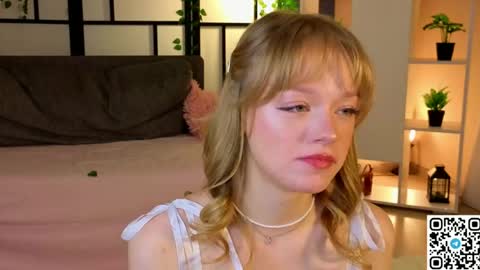 Gwen online show from March 2026 08:12:02 PM