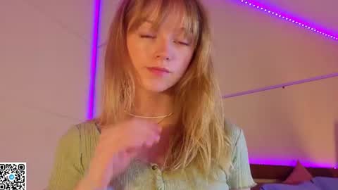 Snapshot of jewellhogan chatting on July 2026 09:10:02 PM Gwen online show from July 2026 09:10:02 PM